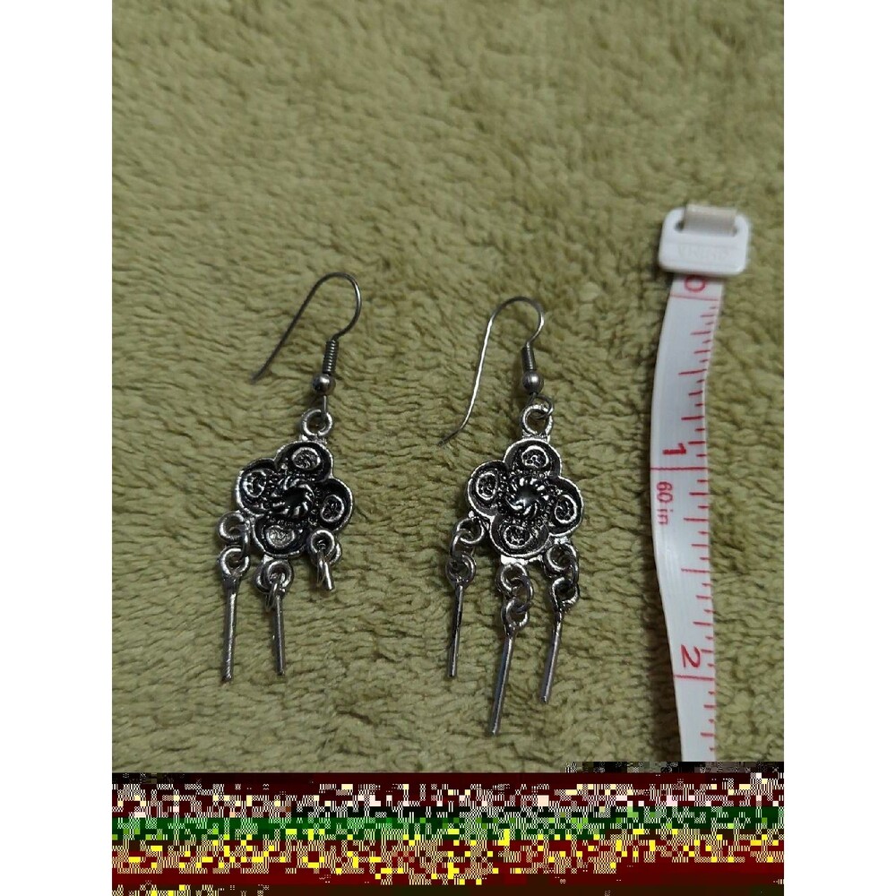 Silver tone dangle Earrings
